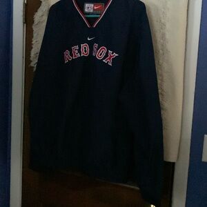 Nike Red Sox pullover